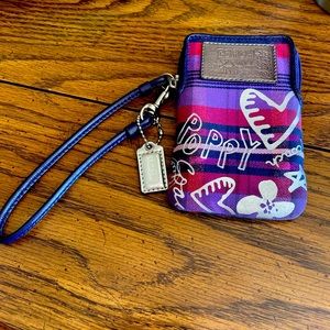 Coach poppy wristlet.